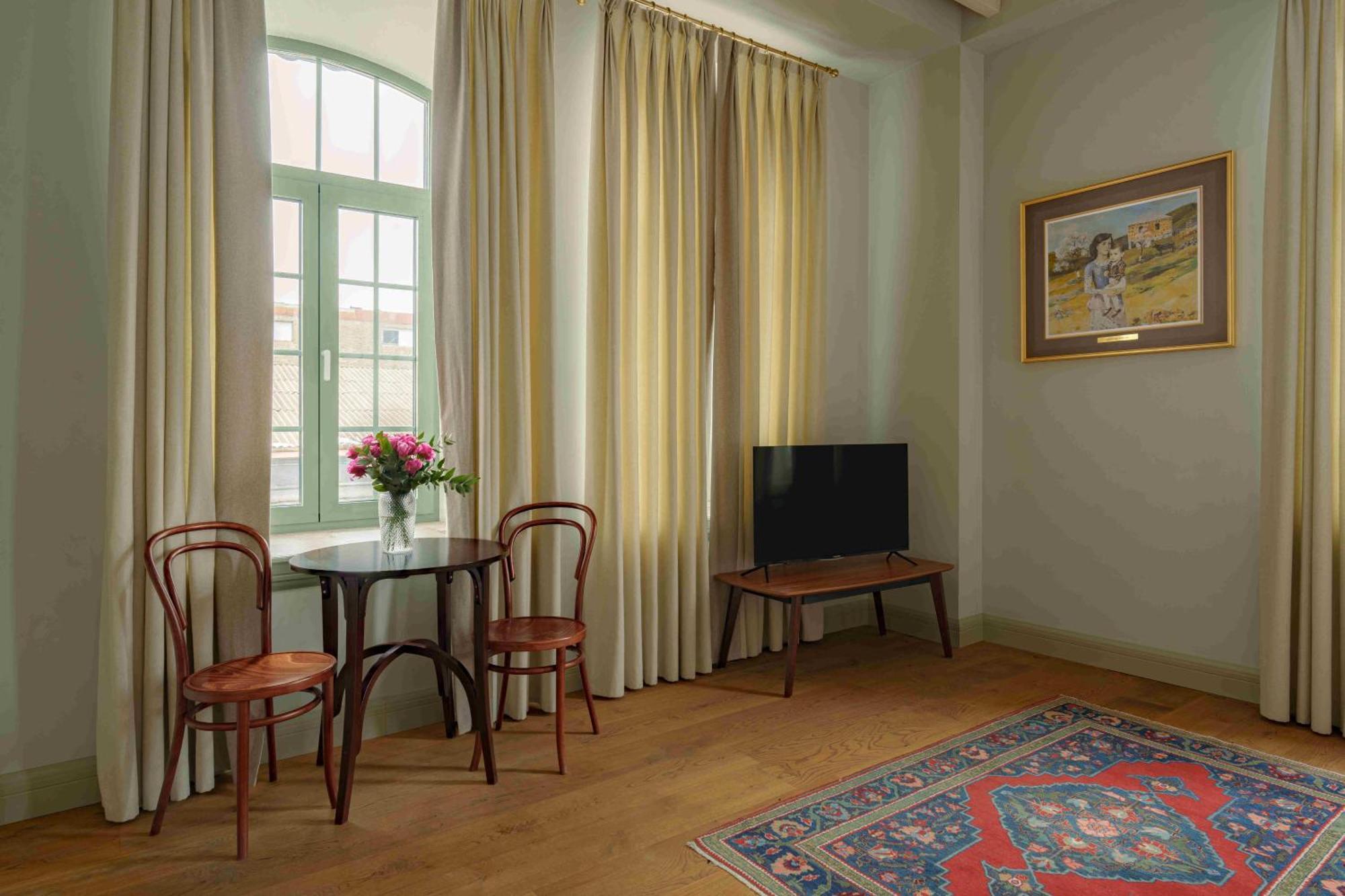 Grand Hotel Gyumri By Apricot Hotels Екстериор снимка